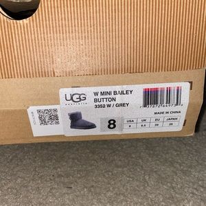 UGG grey mini baileys boots.